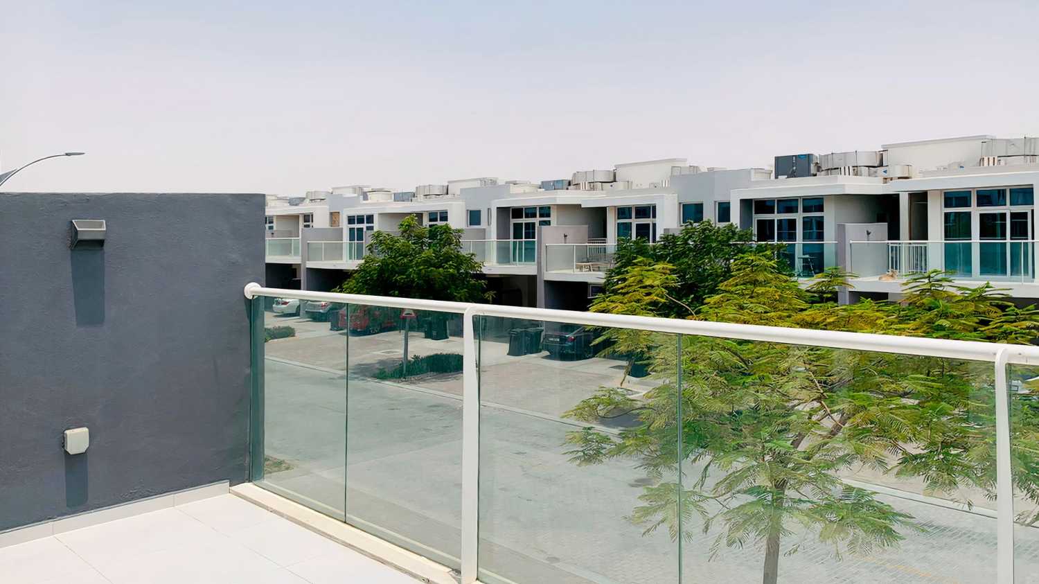 5-bedrooms townhouse-5-4