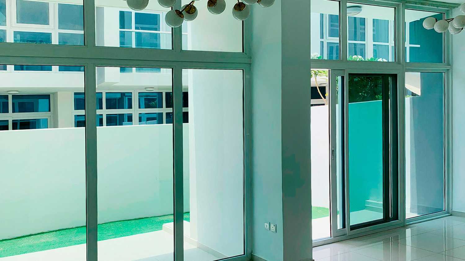 5-bedrooms townhouse-5-7